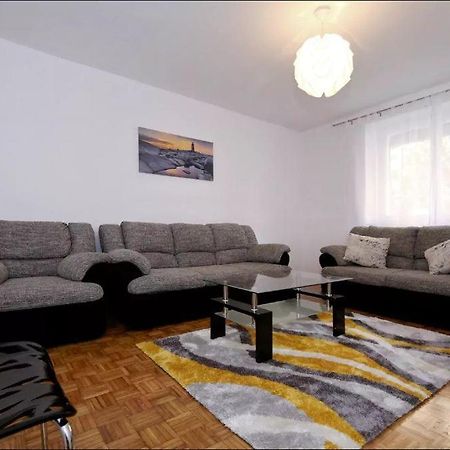 Apartment Marika Zara Esterno foto